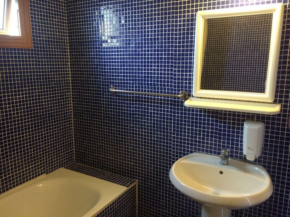 פרוטאראס Blue Peter Apartments מראה חיצוני תמונה